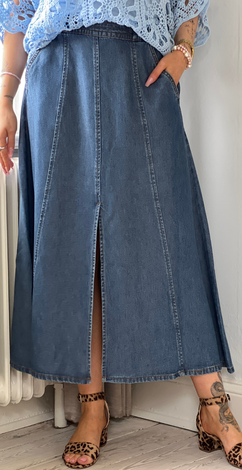 Milo nederdel med lommer og slids medium blue denim Freequent