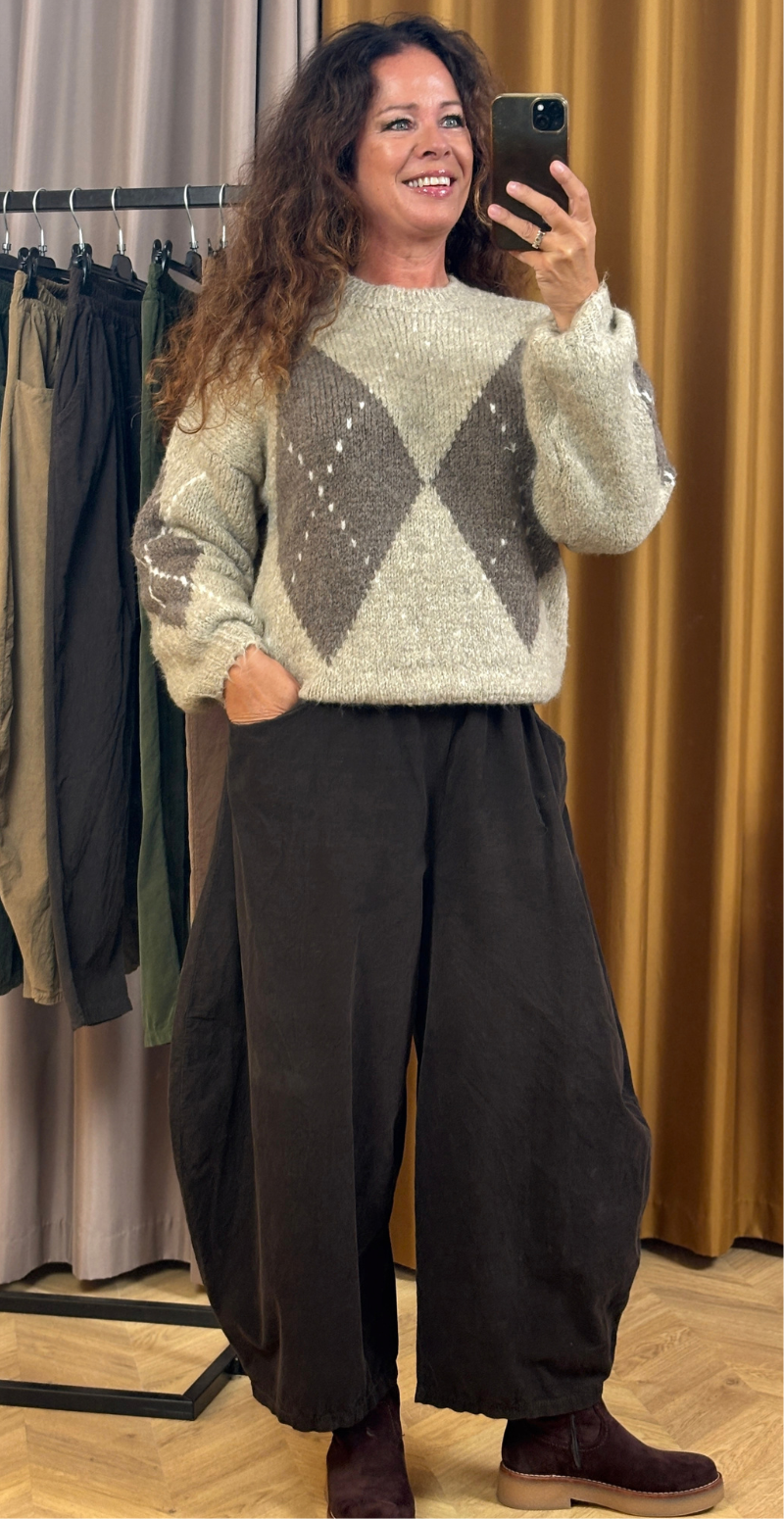 Lova uldstrik i alpaka med harlekin tern beige LikeLondon