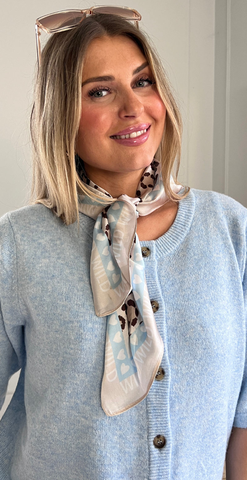 Tørklæde med "wild" og leopardprint beige LikeLondon
