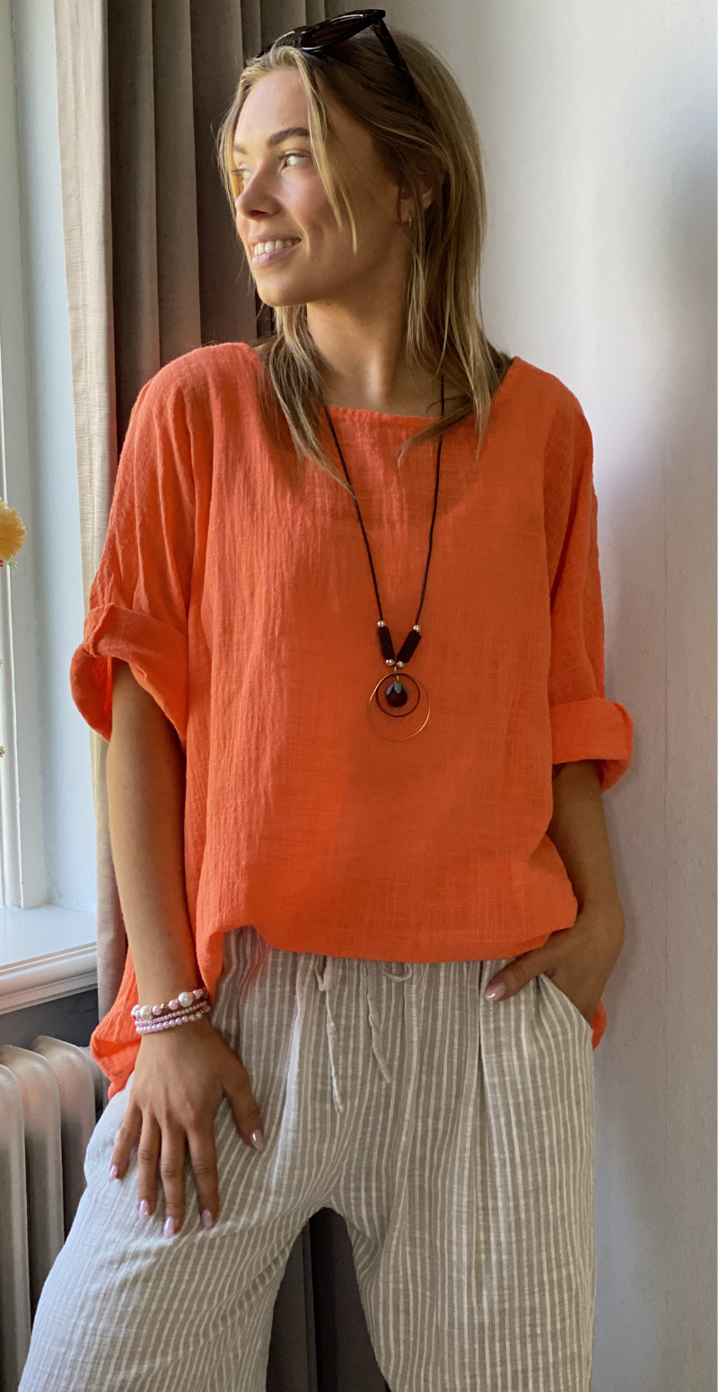 Alida bluse med vidde og halskæde orange LikeLondon