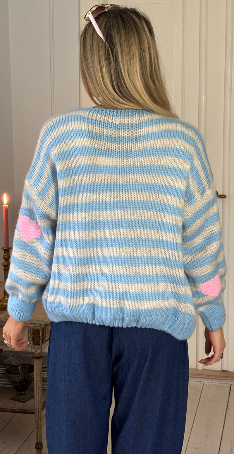 Marlene strik cardigan med striber og hjerter sky LikeLondon