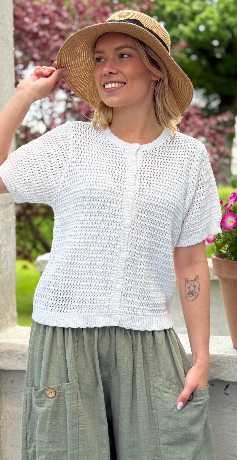 Tota kortærmet cardigan med hulmønster brilliant white Freequent