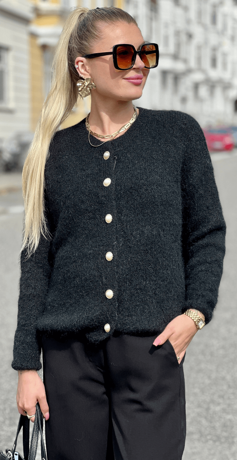 Margie strik cardigan med perlemorsknapper sort LikeLondon
