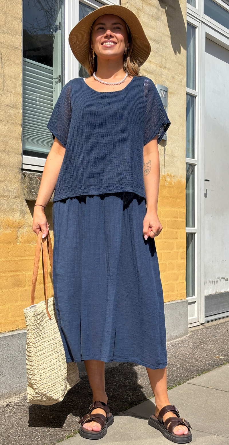 Savannah kjole med hæklet overdel navy LikeLondon
