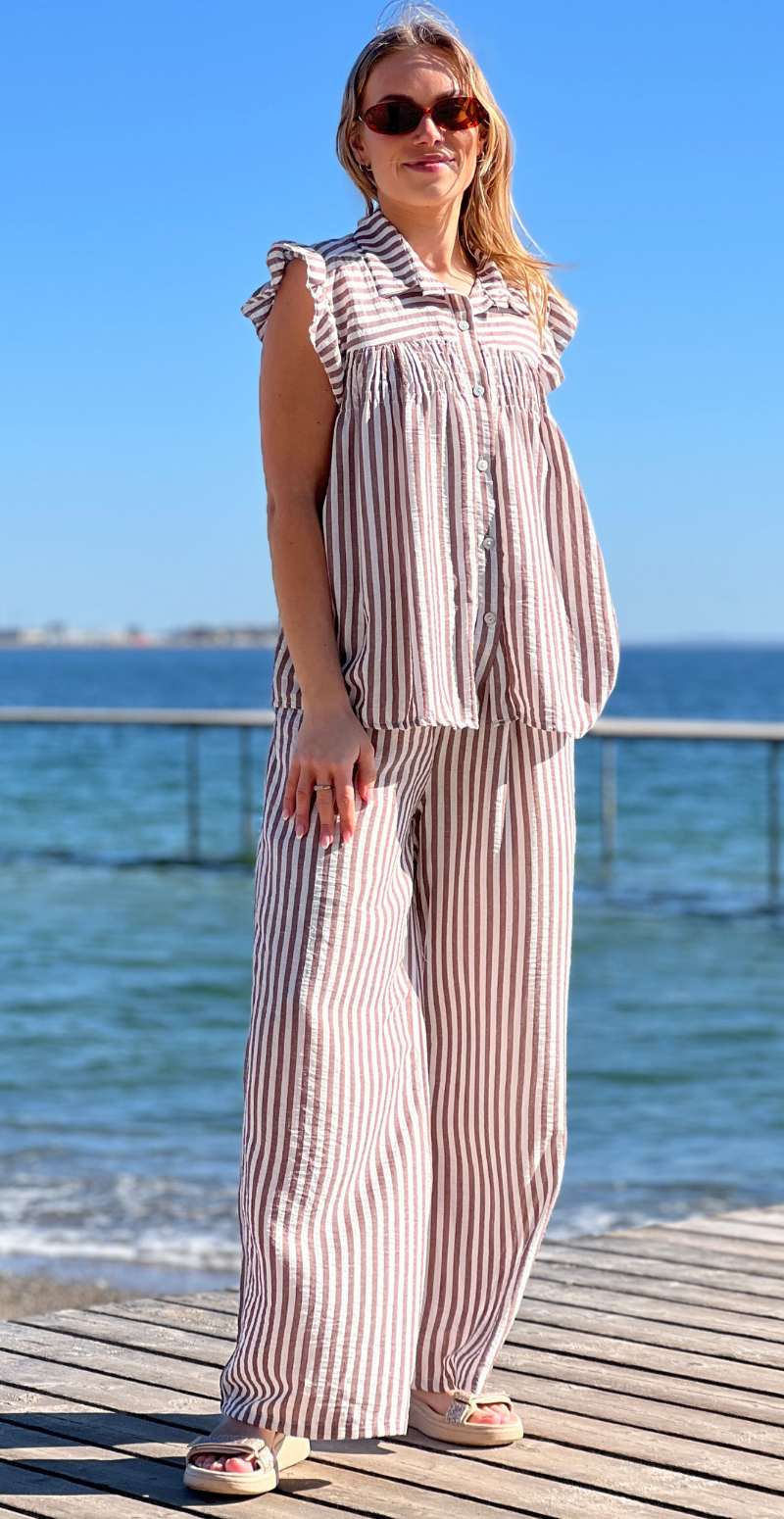 Lilje sæt med stribet bluse og bukser moro LikeLondon