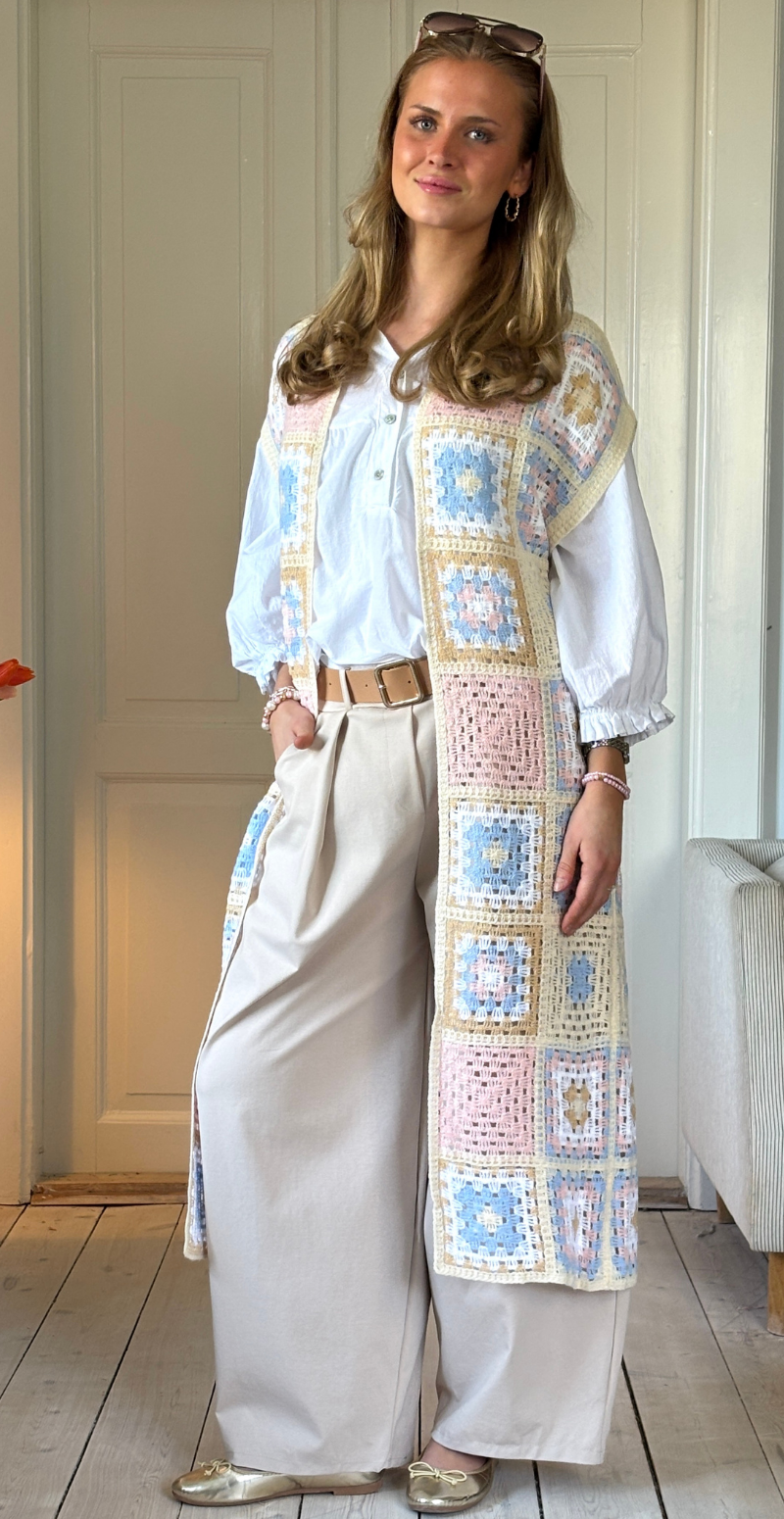 Macy lang hæklet patchwork cardigan rosa LikeLondon