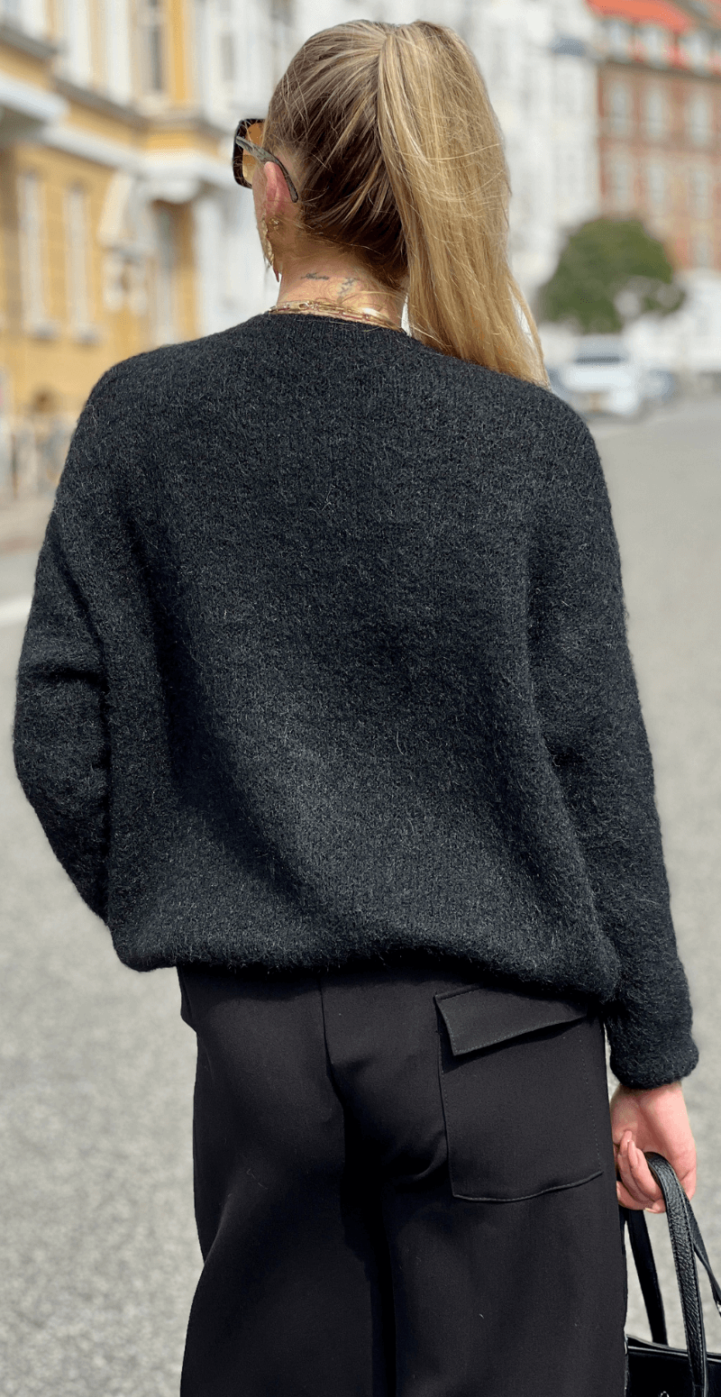 Margie strik cardigan med perlemorsknapper sort LikeLondon