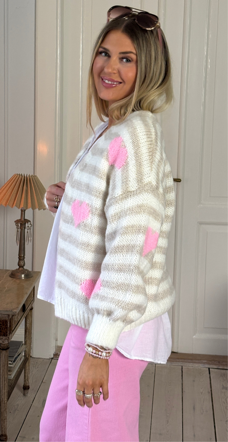 Marlene strik cardigan med striber og hjerter beige LikeLondon