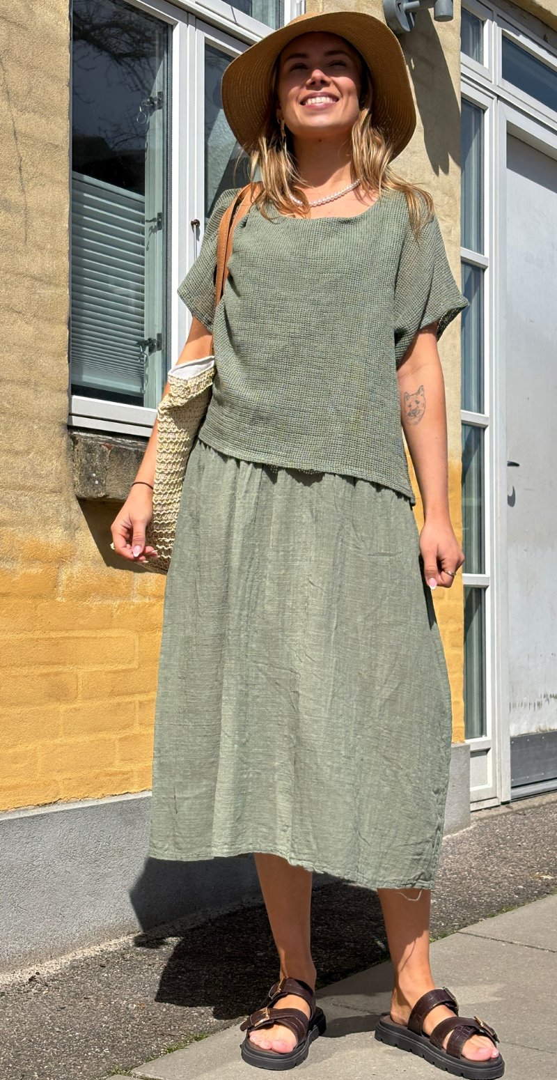 Savannah kjole med hæklet overdel khaki LikeLondon
