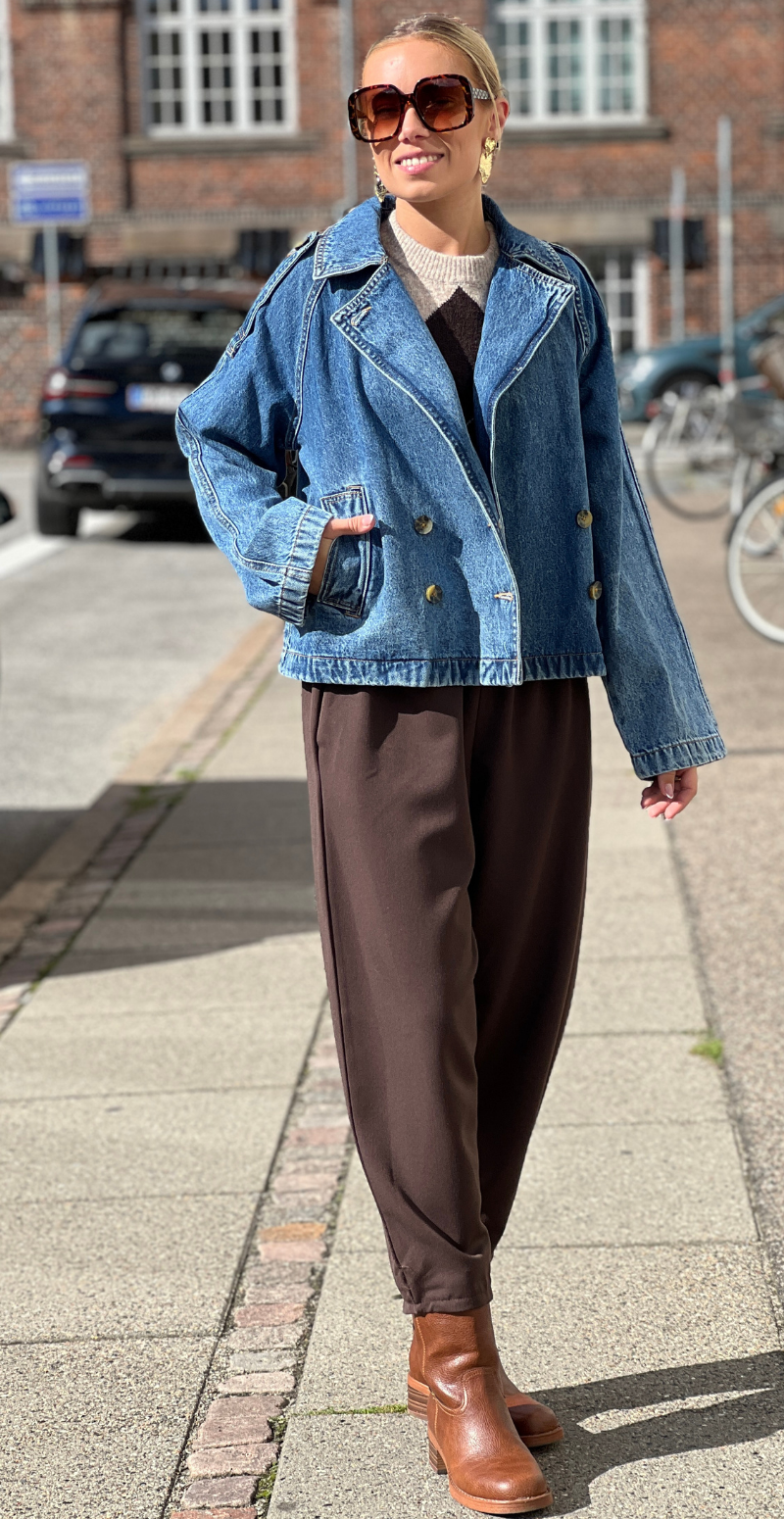 Citan denim jakke med knapper og lommer mid blue denim B.young