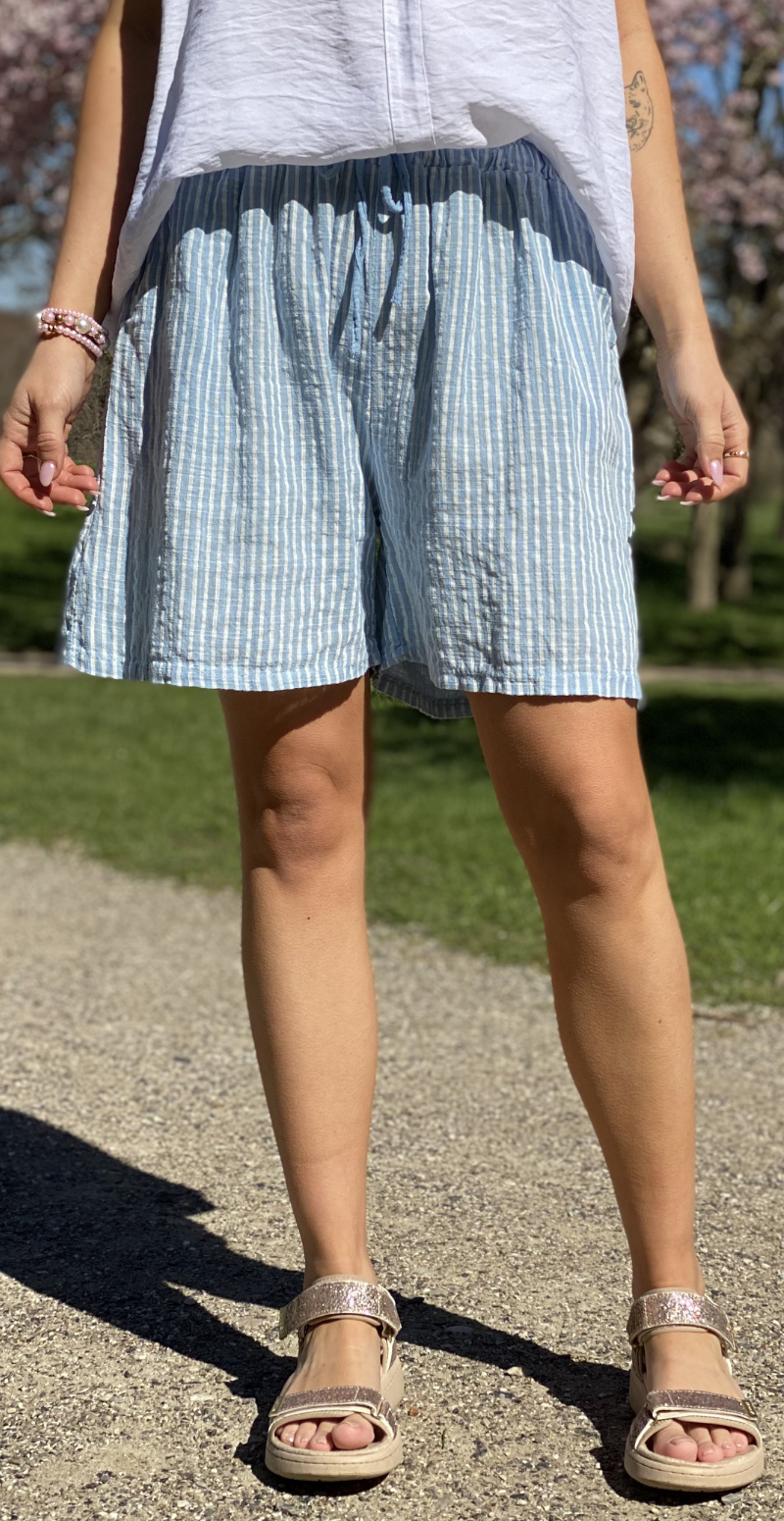 Elise stribet shorts light blue LikeLondon