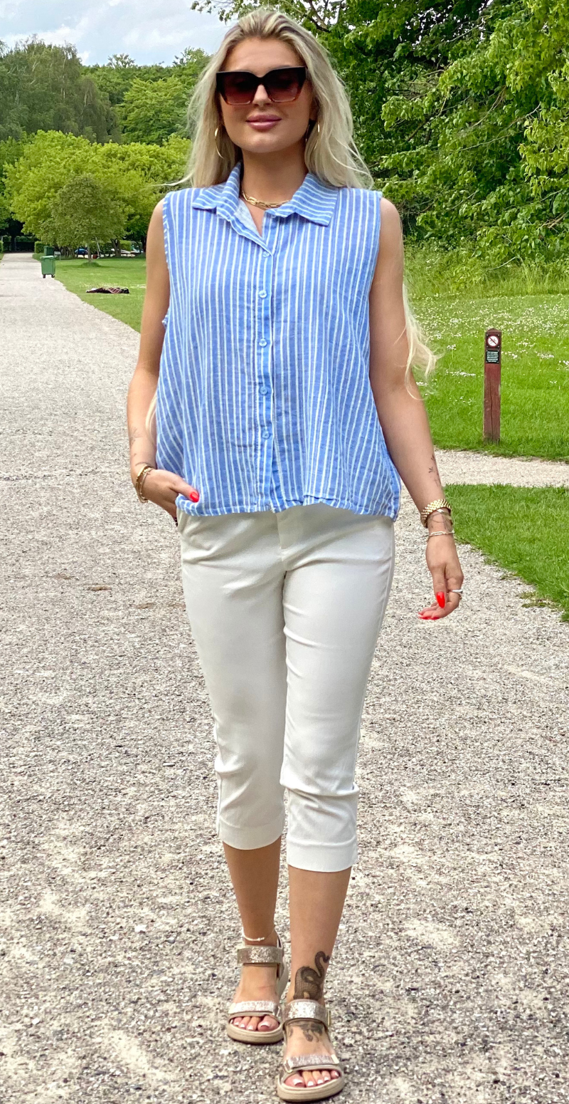 Kelsie bluse med striber, knapper og krave blå LikeLondon