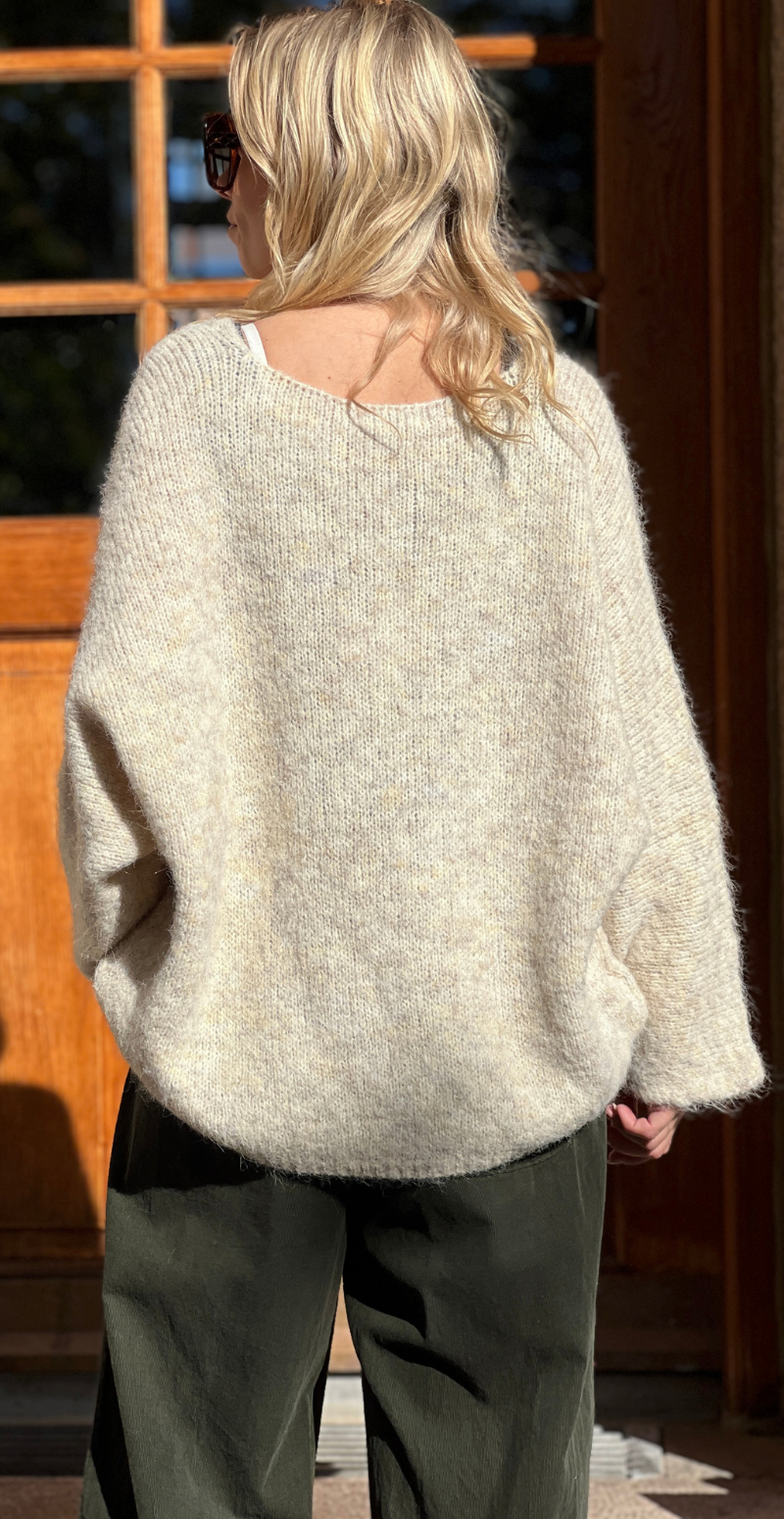 Magda meleret strik med v-hals beige LikeLondon