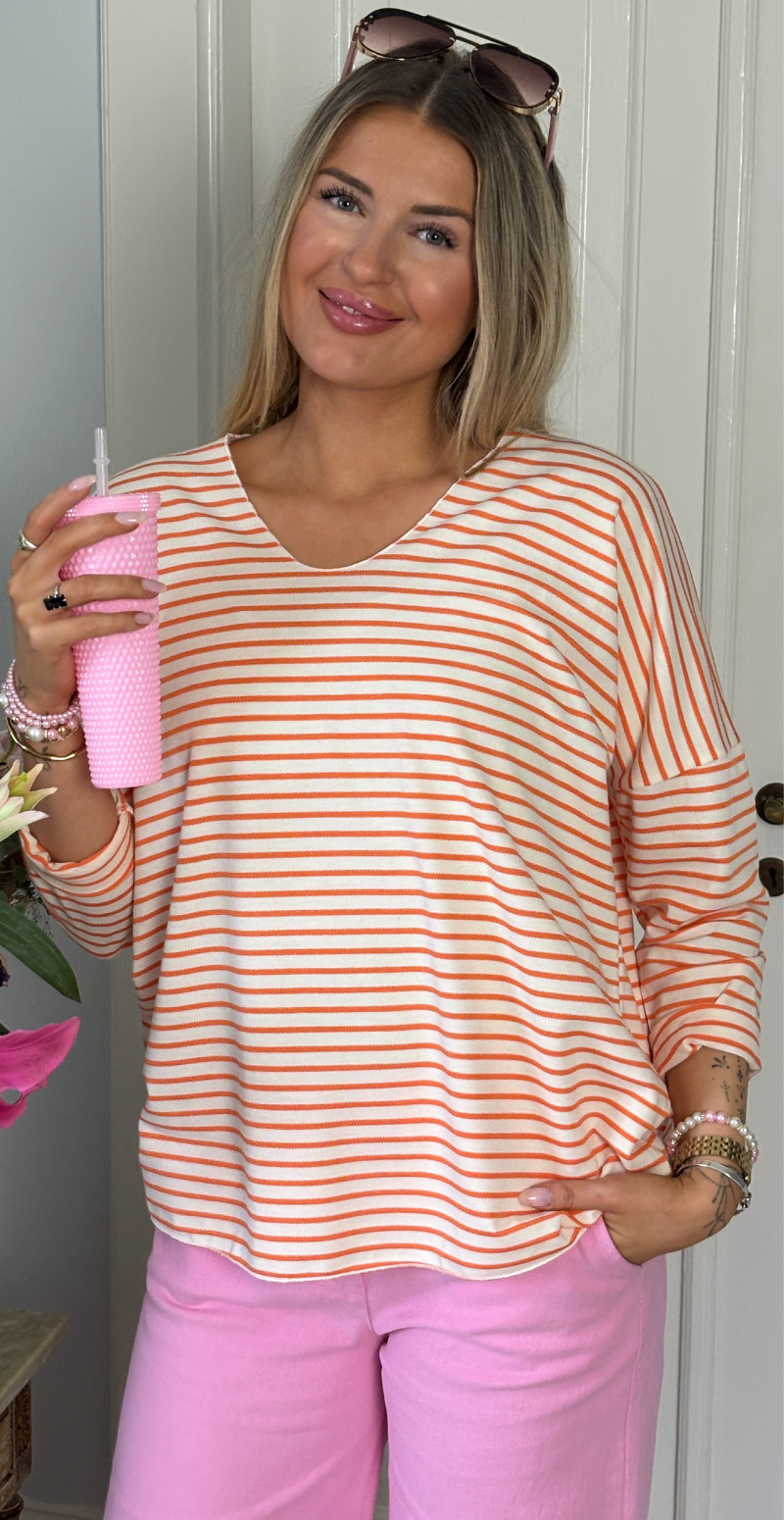 Forudbestil uge 7 Evita bluse med v-hals og striber orange LikeLondon