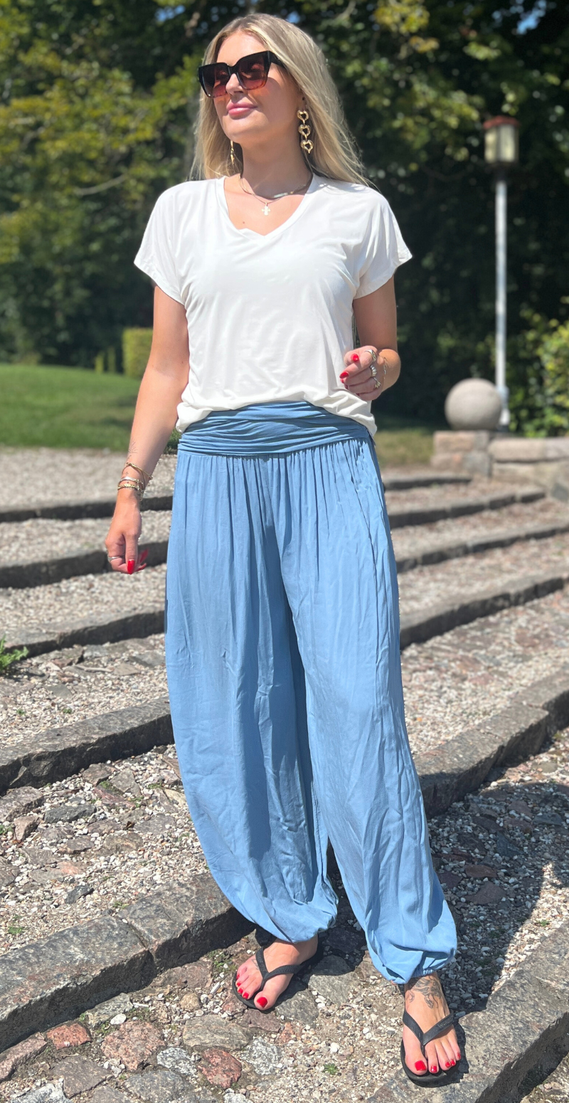 Jill buks med elastik ved talje og fod denim Likelondon
