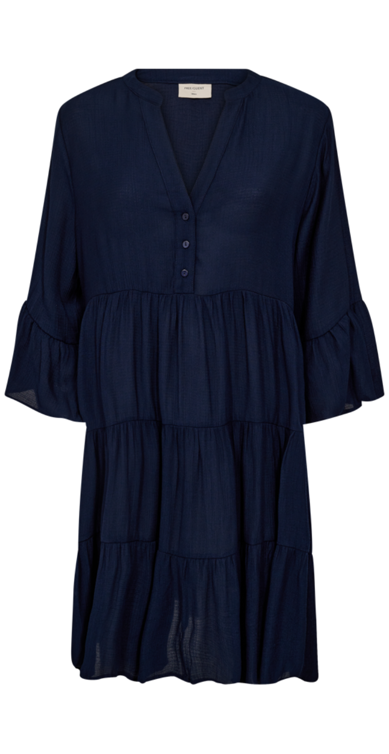 Vigge kjole med v-hals navy blazer