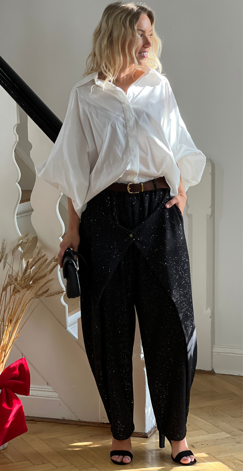 Katarina bukser med wrapdetalje og glimmer sort LikeLondon