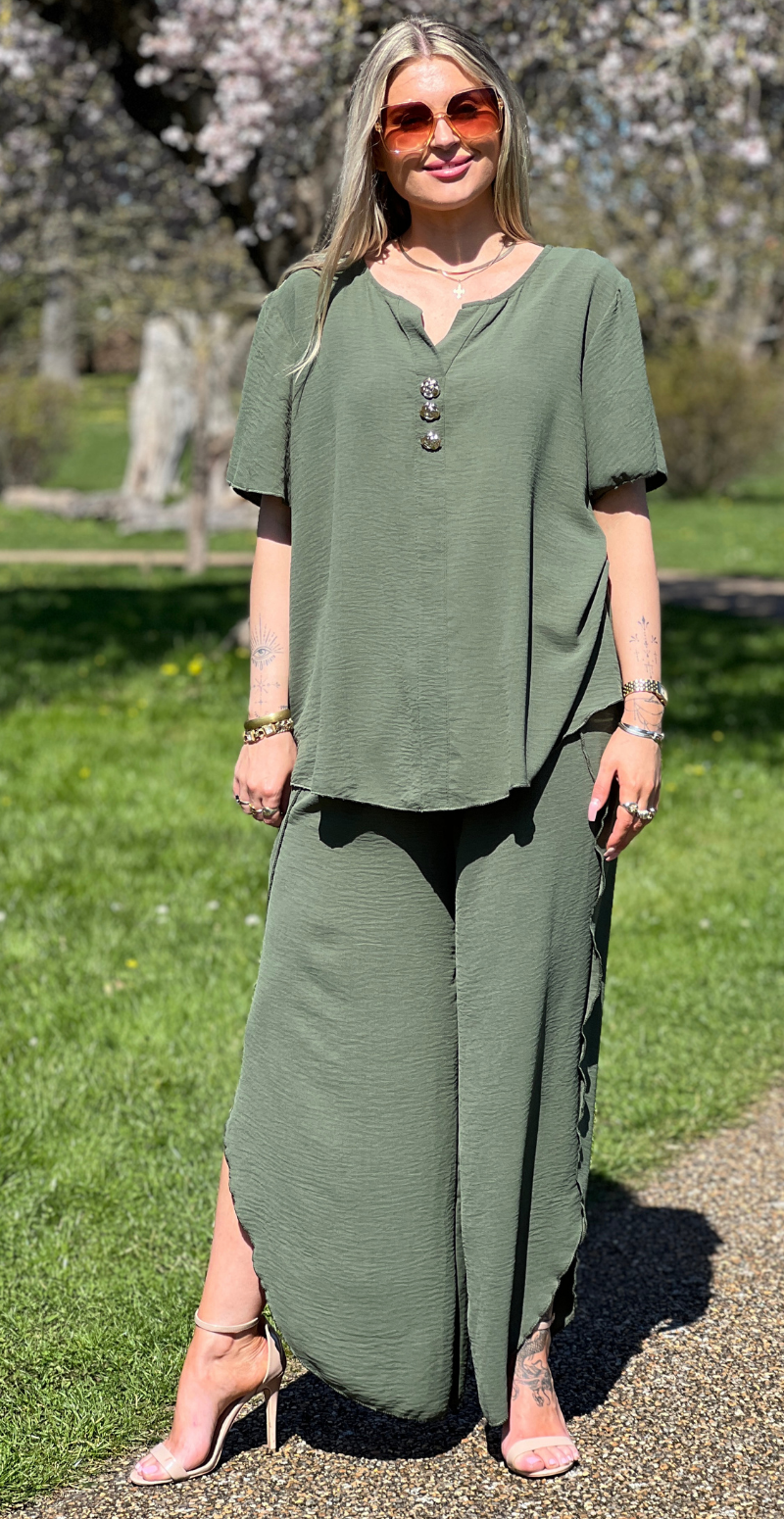 Beate bukser med åbning i siden military LikeLondon