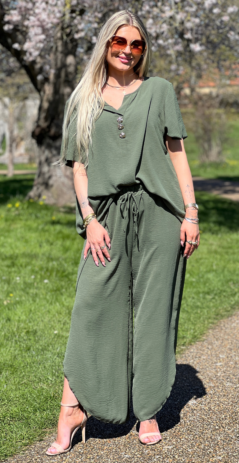 Beate bukser med åbning i siden military LikeLondon