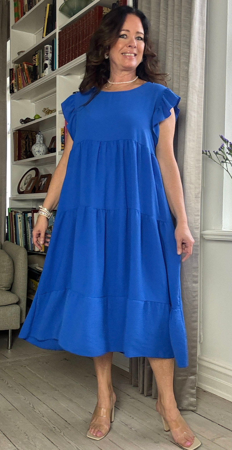 Frida kjole med peplum og vidde royal blue LikeLondon