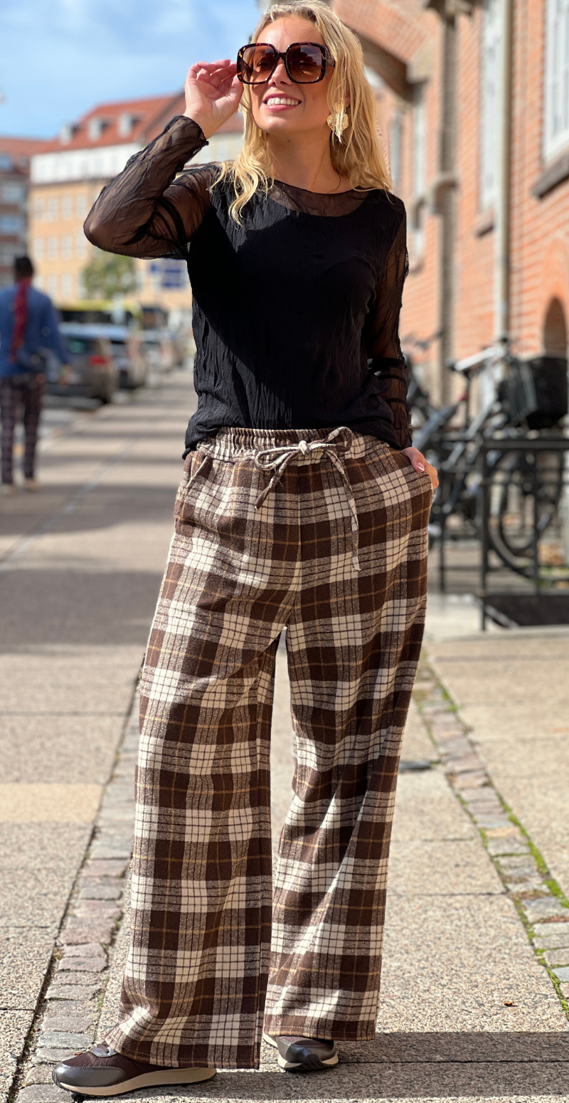 Forudbestil uge 43 Sofie langærmet meshbluse med indertop sort LikeLondon