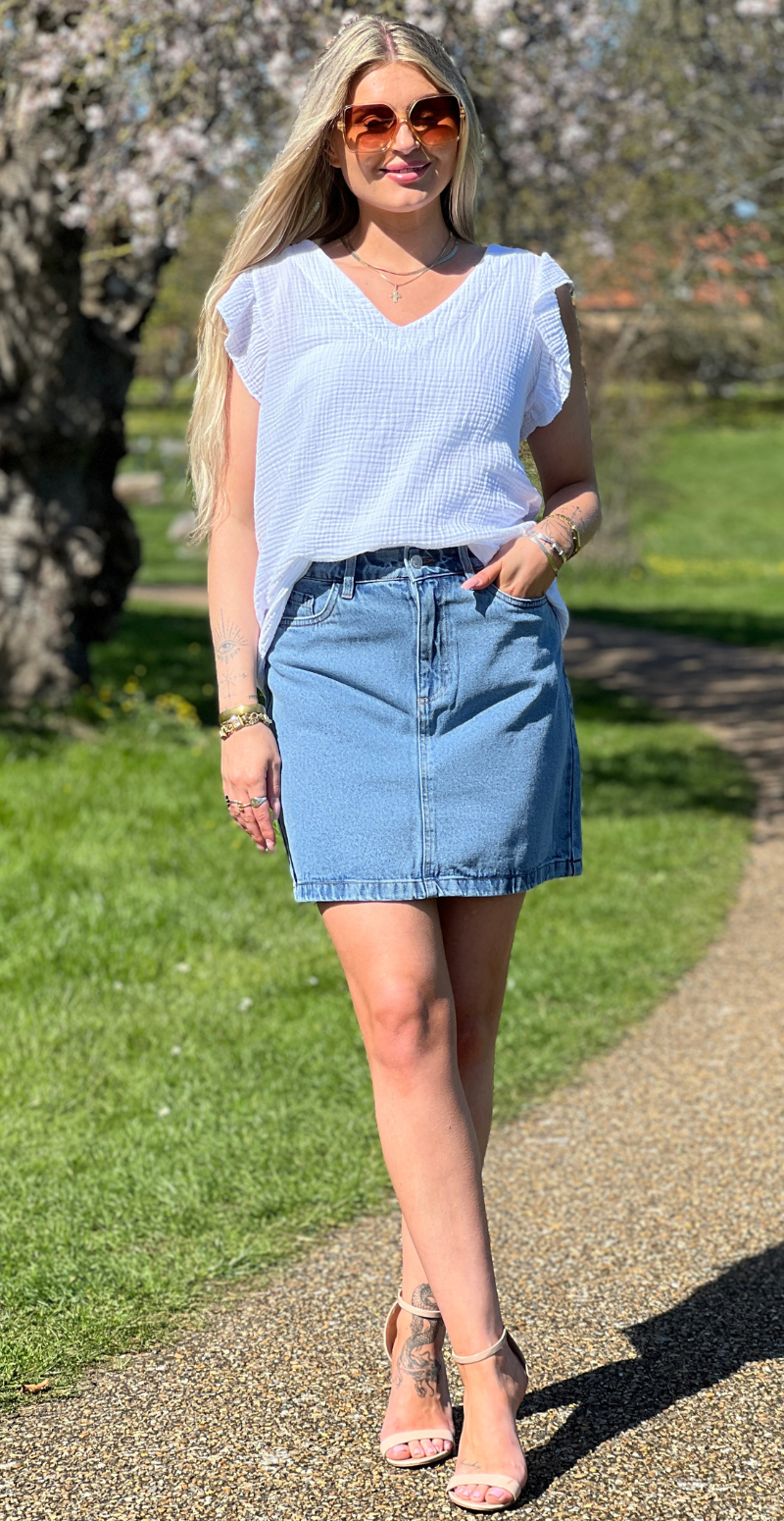 Kannia denim nederdel  med lommer light blue denim B.young
