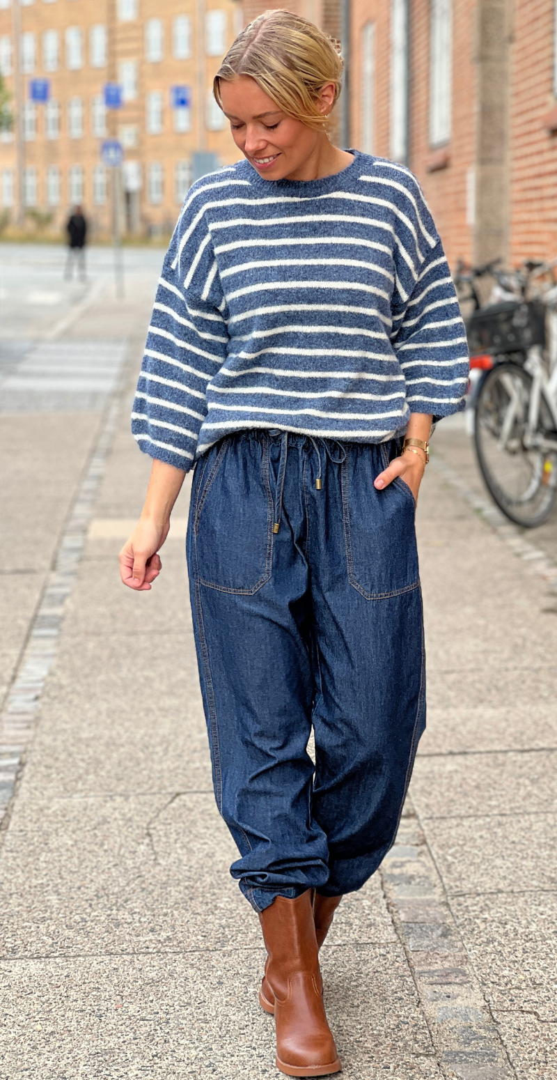 Elina uldstrik med striber og korte ærmer jeans LikeLondon