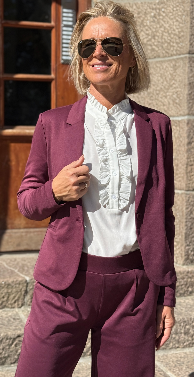 Rizetta blazer fig B.young