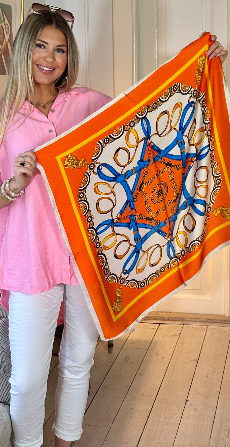 Tørklæde med spænder orange LikeLondon