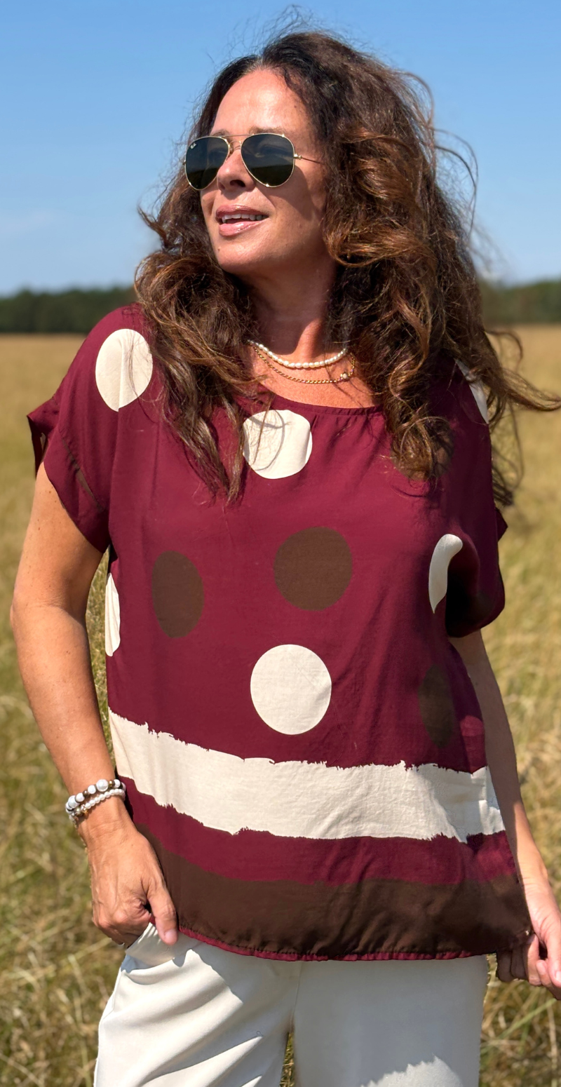 Regina bluse med prikker og brede striber bordeaux LikeLondon
