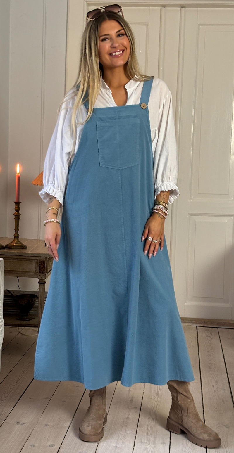 Camelia spencer i fløjl med lomme og træknapper light jeans LikeLondon