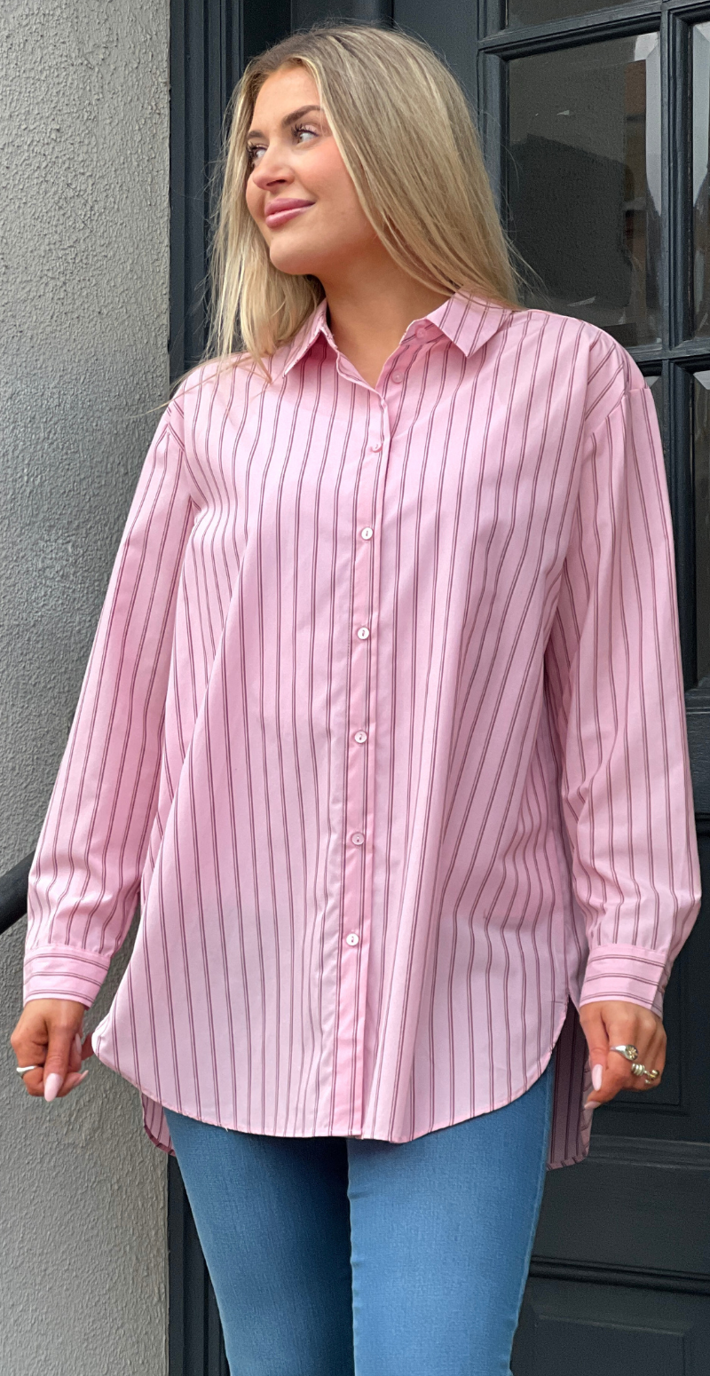 Maribella skjortebluse med striber lyserød LikeLondon