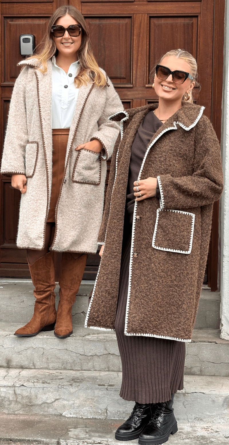 Trisha lang jakke med farvede kanter brun LikeLondon