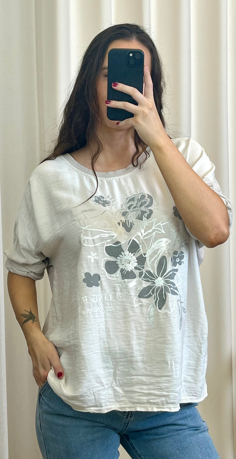 Lena bluse med sølv blomstermotiv beige LikeLondon