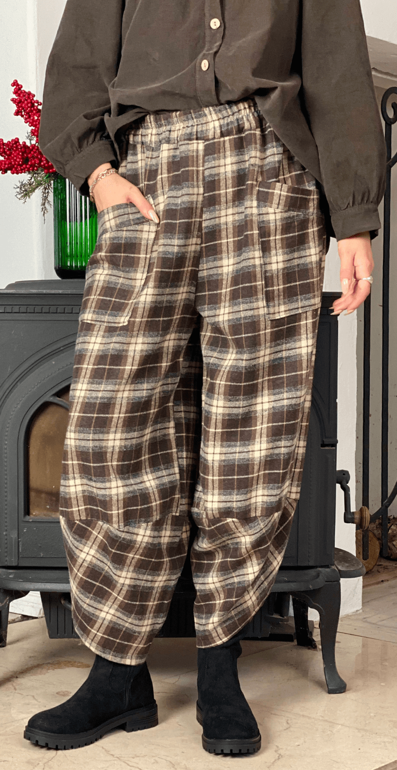 Vista ternet bukser med lommer brun LikeLondon