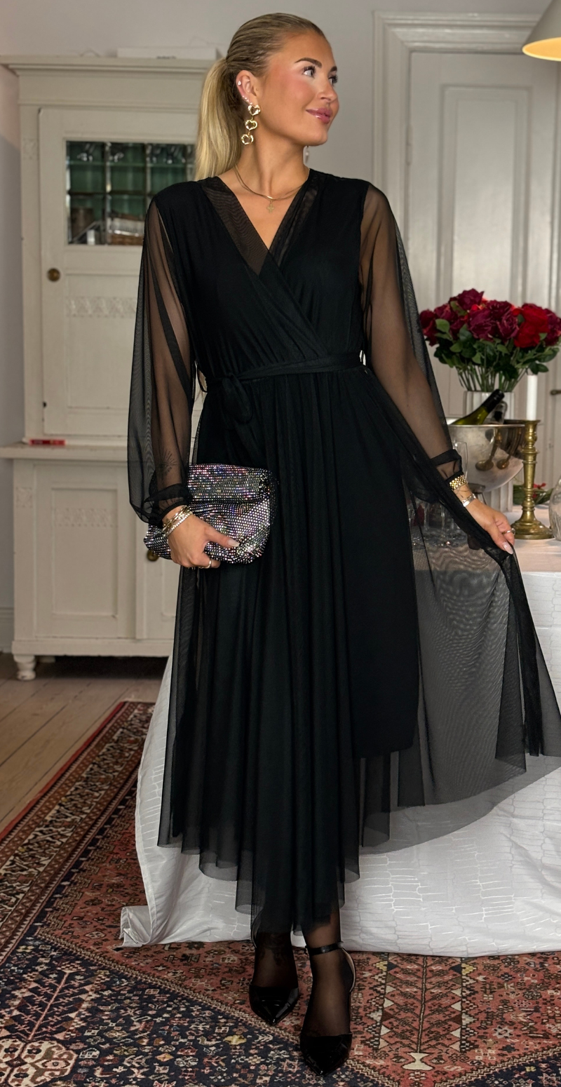 Angelika chiffon kjole med bindebånd sort LikeLondon