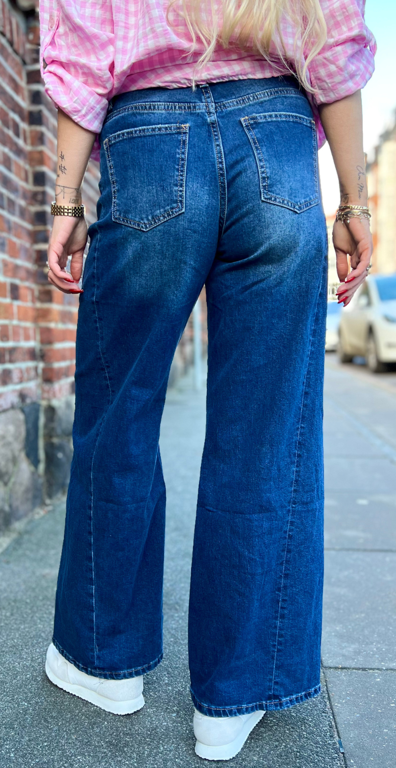 Angela bukser med vidde mørk denim LikeLondon