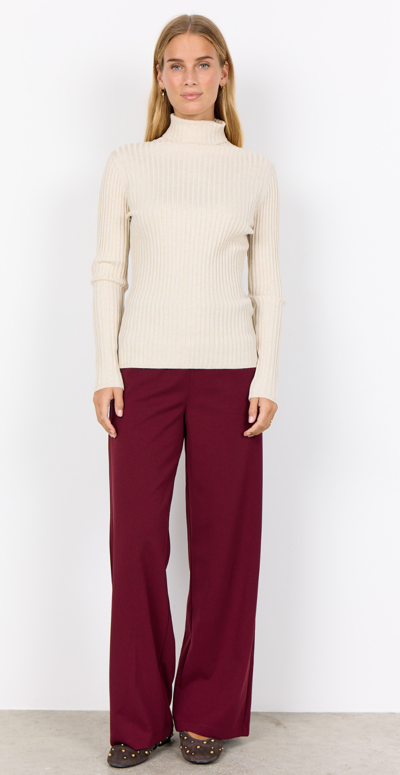 Dollie bluse med ribdetaljer creme Soyaconcept