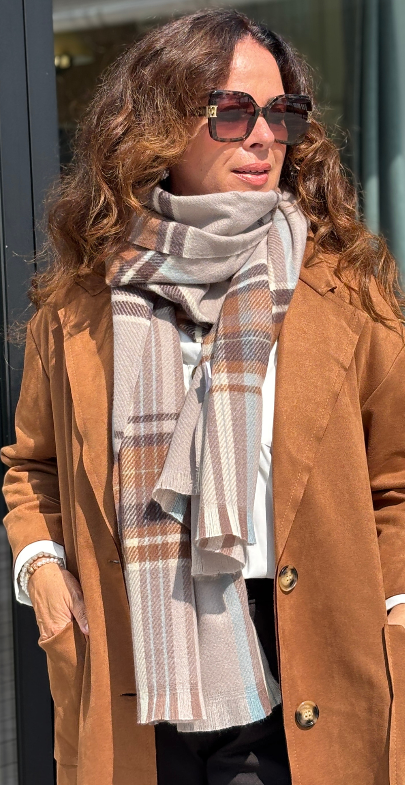 Tørklæde med tern taupe LikeLondon