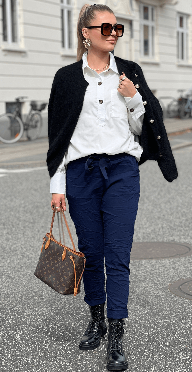 Nora luksus buks dark navy LikeLondon