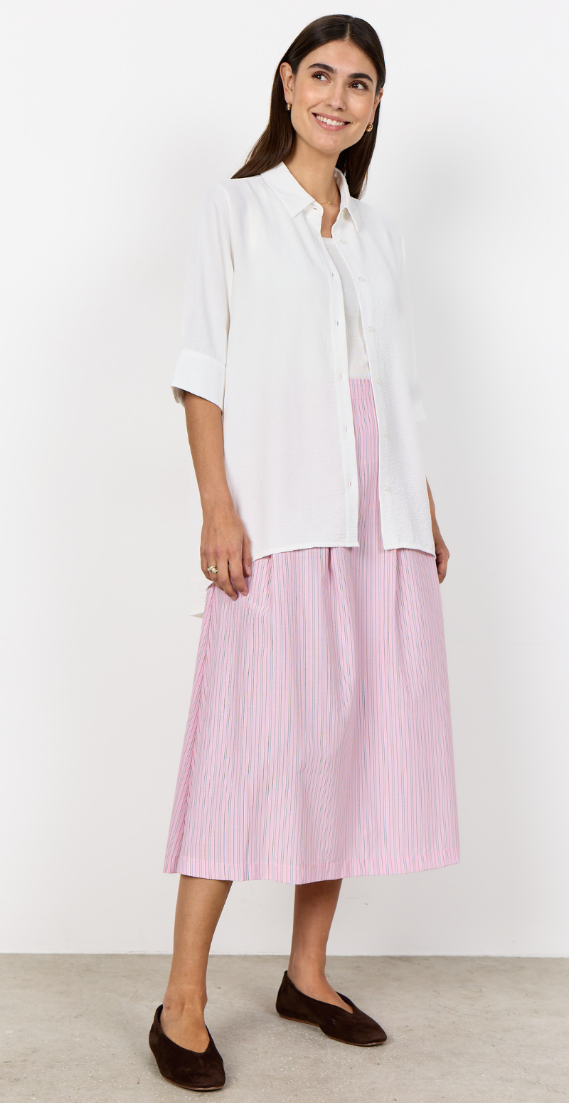 Carrie skjortebluse med længde bagtil hvid LikeLondon