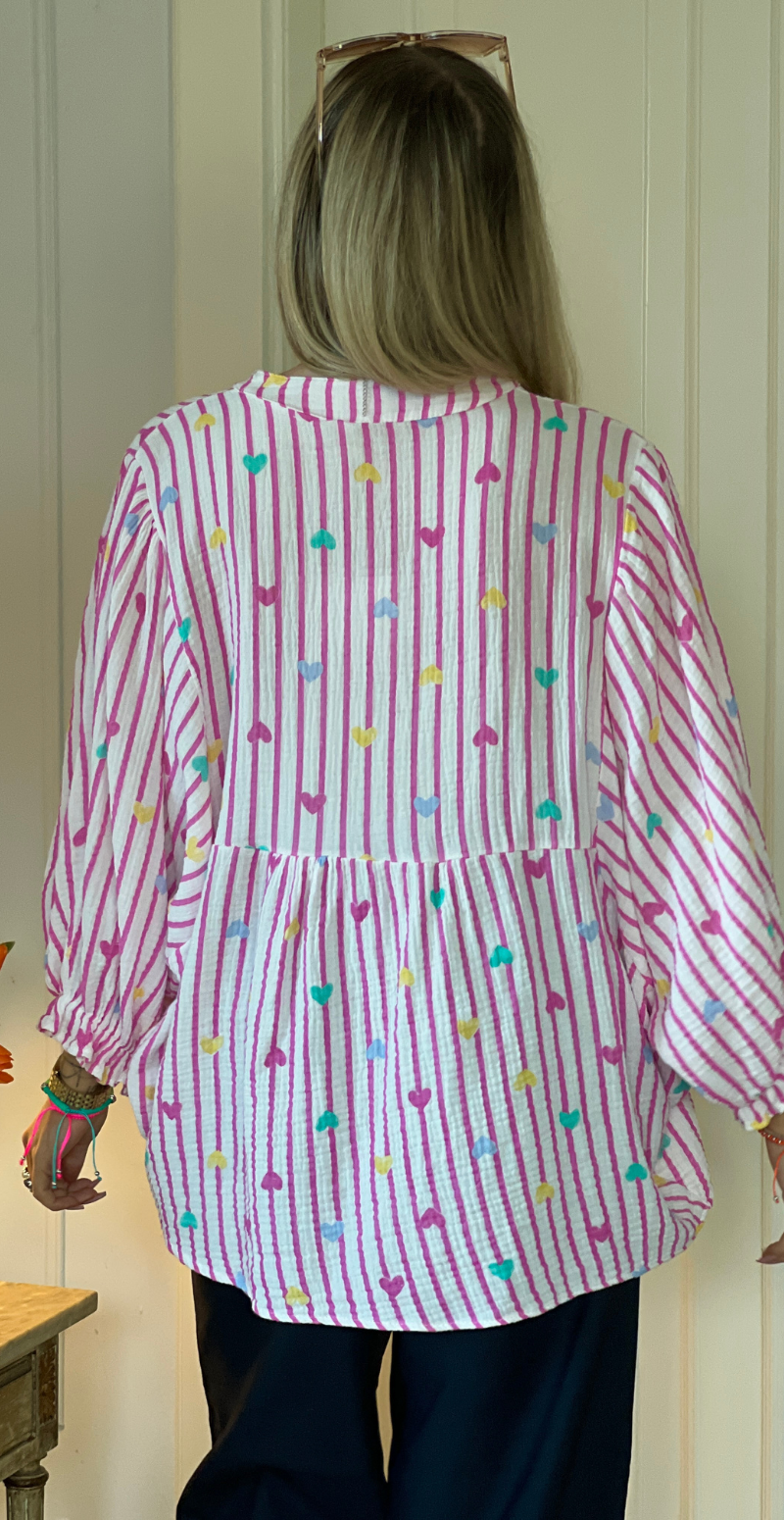 Maryah bluse med striber og hjerter fuxia LikeLondon