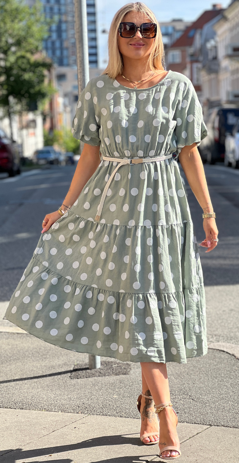 Elly kjole med dots og peplum khaki LikeLondon