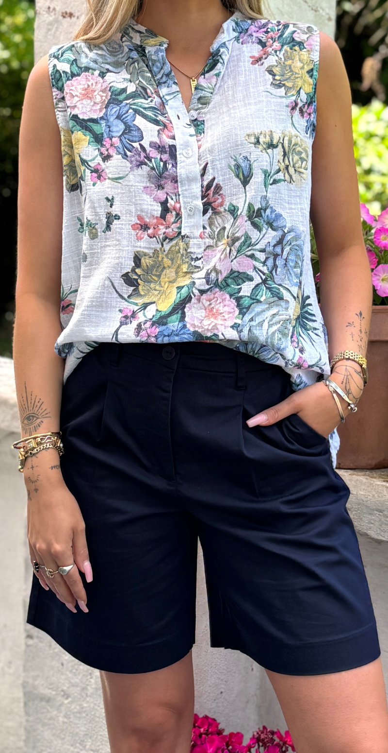 Haye shorts med læg navy blazer Freequent