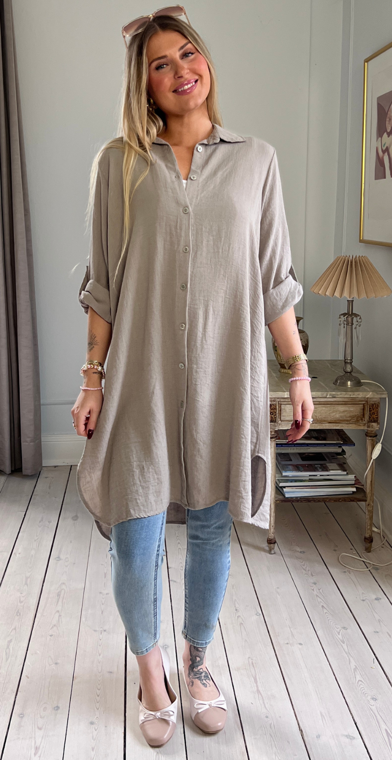 Ayla kjoletunika med perlemorsknapper og opsmøg fango LikeLondon