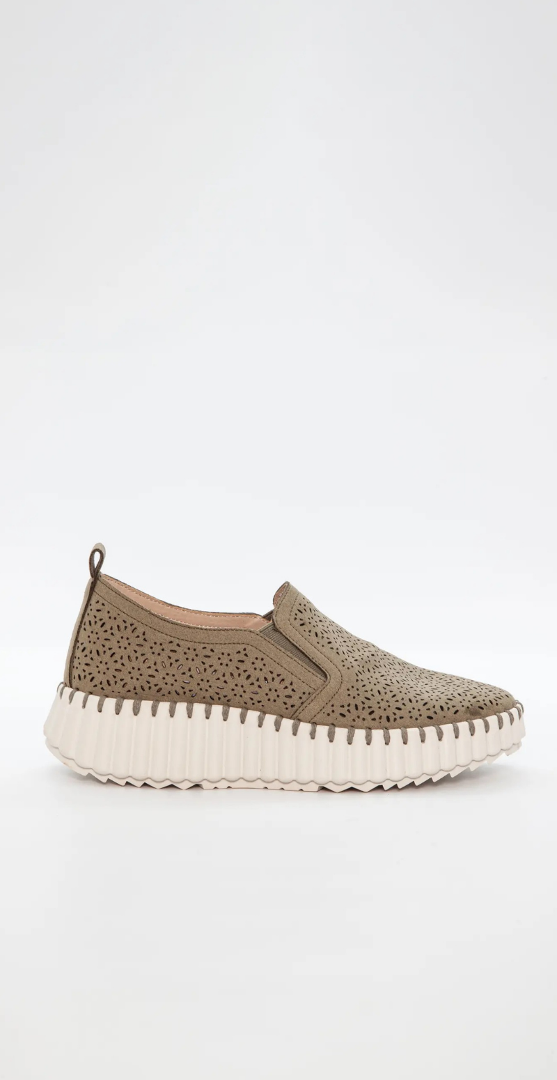 Sneaker med høj sål og mønster khaki Duffy