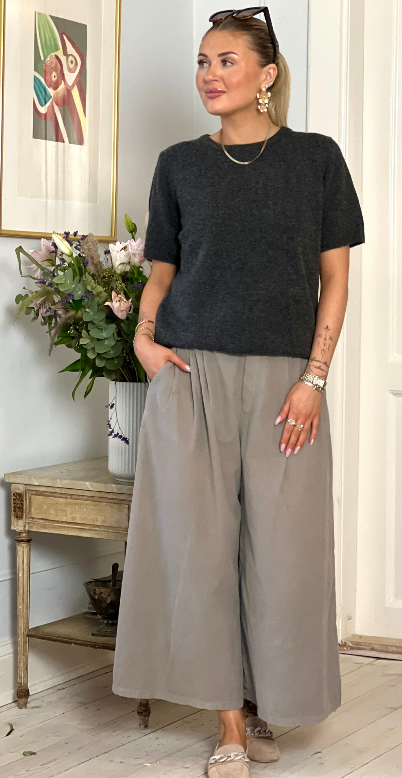 Marnie fløjlsbukser med vidde fango LikeLondon