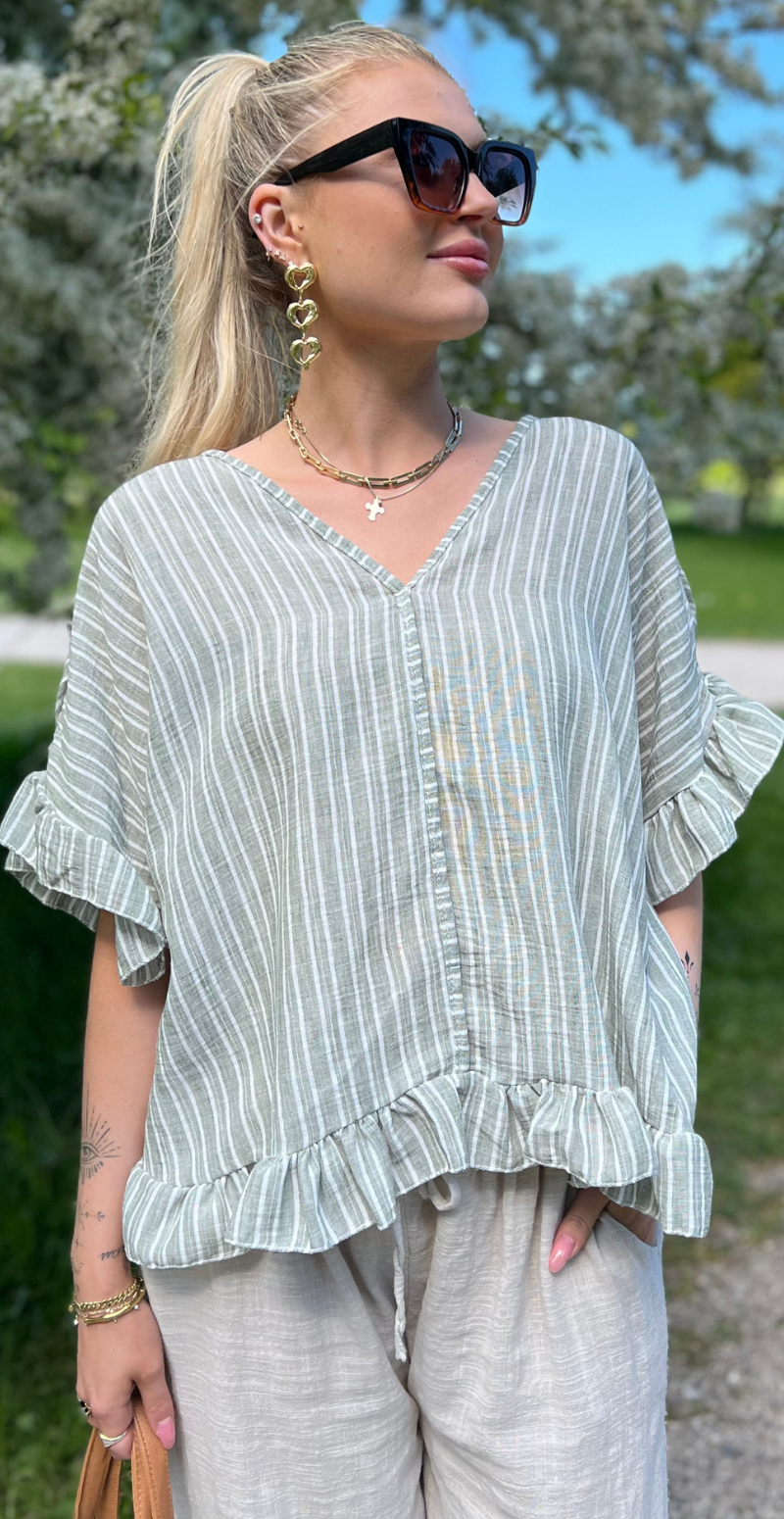 Leonora bluse med striber og bindebånd på ryggen khaki LikeLondon