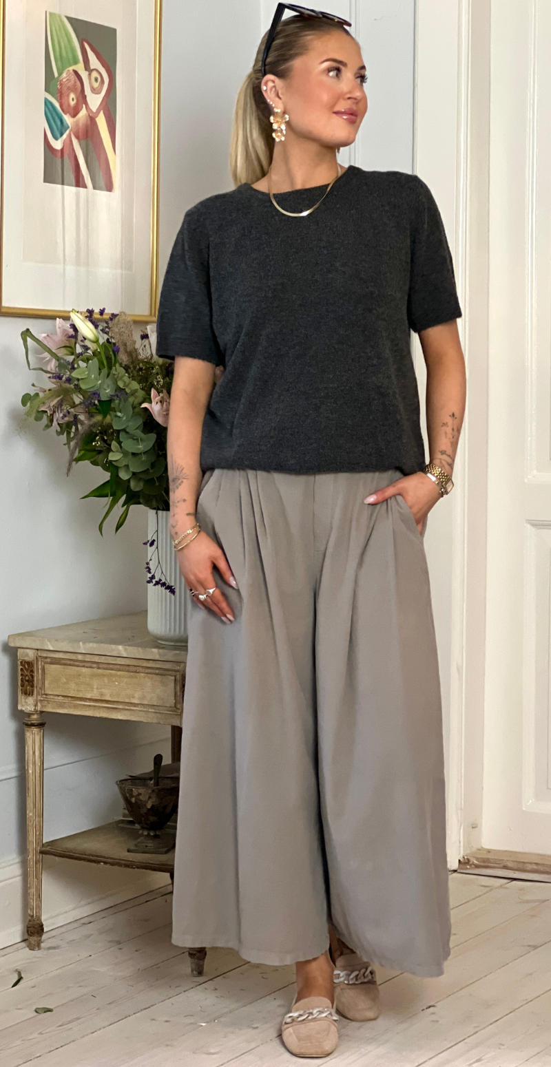 Marnie fløjlsbukser med vidde fango LikeLondon