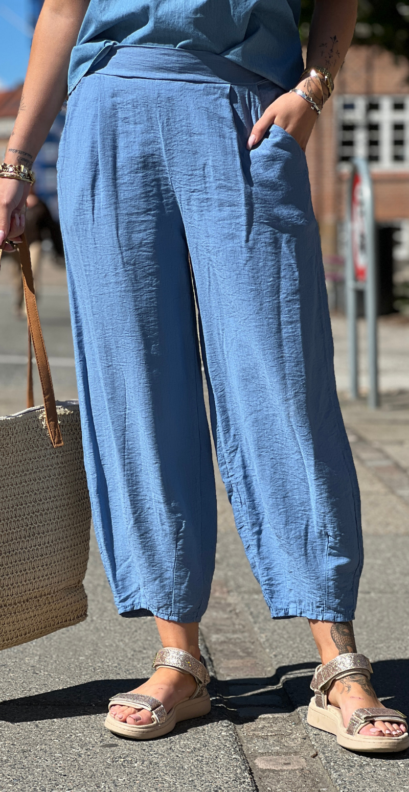 Forudbestil uge 21 Alana bukser med skrålommer og barrel-fit jeans LikeLondon
